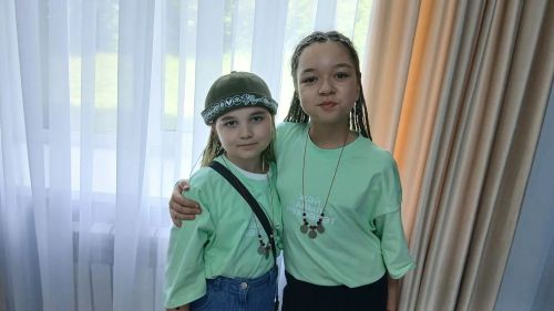 «Ура, Авылга!» — Ӟаныын