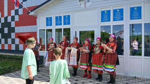 «Ура, Авылга!» — Ӟаныын