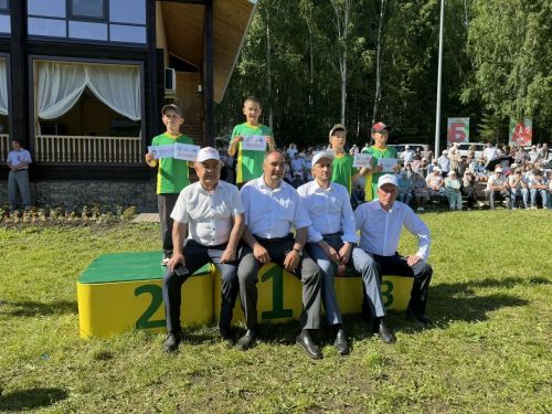 Балтач сабантуеның балалар арасында көрәш батырлары