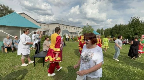 «Дуслык белән көчле без»