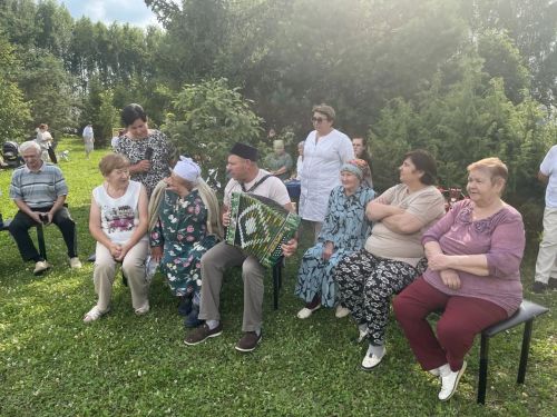«Дуслык белән көчле без»