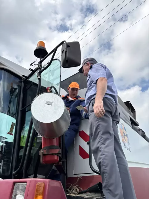 «Якты юл» җәмгыятендә комбайннар парады бик оешкан төстә үтте