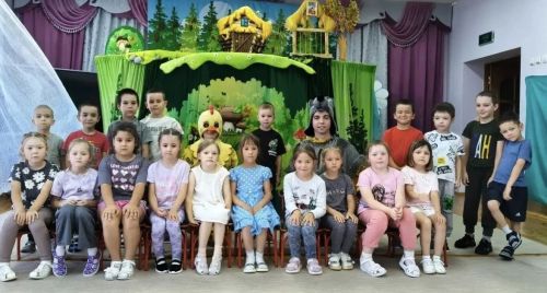 Бишенче номерлы балалар бакчасында «Алина» курчак театры артистлары кунакта булды