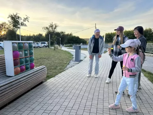 «Шушма яр буе» паркында гаилә ялына юнәлтелгән күңел ачу уеннары узды