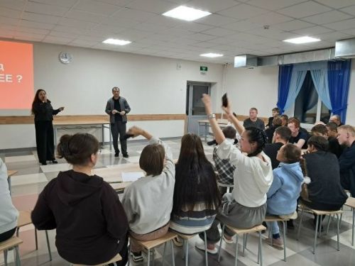 Арча аграр-сәнәгать көллиятенең икенче филиалында  «Көзге бал» узды