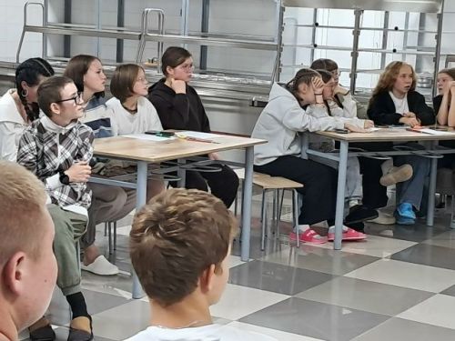 Арча аграр-сәнәгать көллиятенең икенче филиалында  «Көзге бал» узды