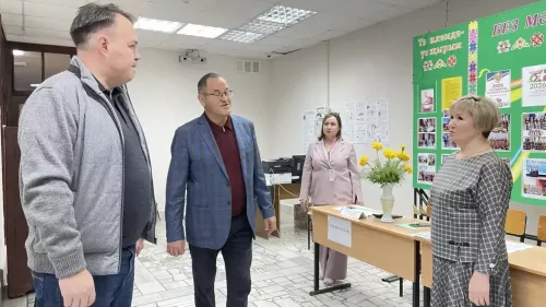 Сайлауларның барышы белән министр да танышты
