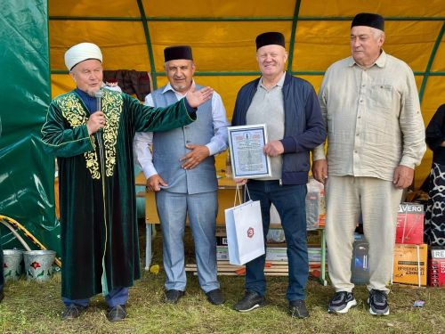 Ни куаныч, – әнкәй исән, чишмә дә челтерәп ага!