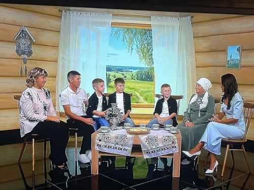 Закировлар гаиләсе «Буыннан-буынга» тапшыруында катнашты