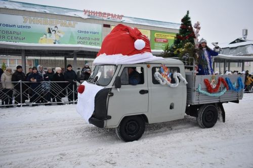 Балтачта Яңа ел парады узды.