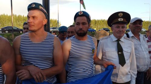 Һава десанты гаскәрләре көненнән фоторепортаж