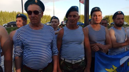 Һава десанты гаскәрләре көненнән фоторепортаж