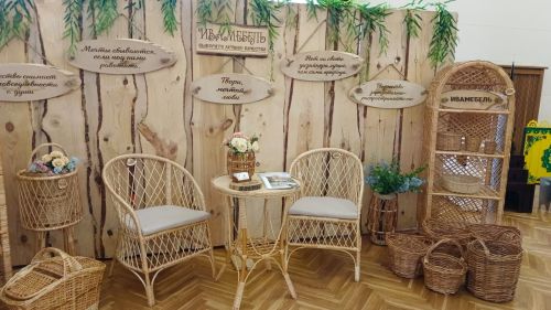 «Тамырлардан күтәрелә безнең эшләр, безнең җырлар»