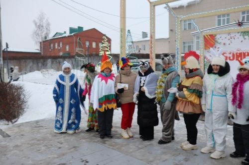 Балтачта үзәк чыршыны ачу тантанасы булды