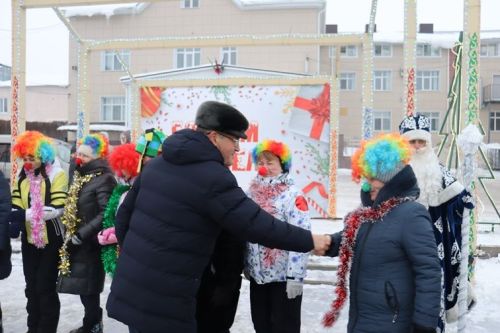 Балтачта үзәк чыршыны ачу тантанасы булды