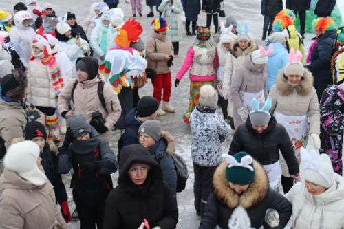 Балтачта үзәк чыршыны ачу тантанасы булды