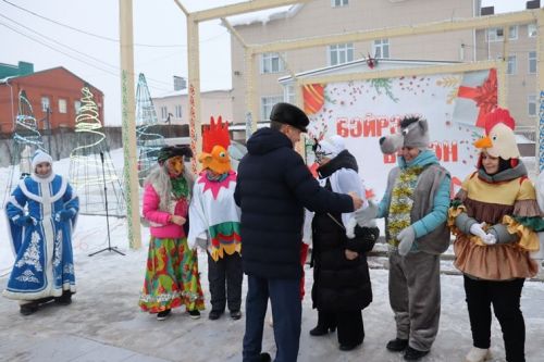 Балтачта үзәк чыршыны ачу тантанасы булды