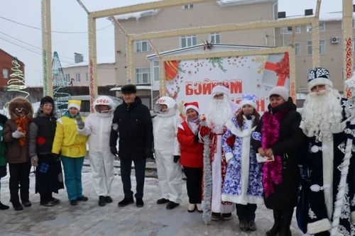 Балтачта үзәк чыршыны ачу тантанасы булды