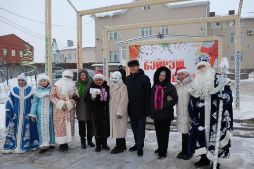 Балтачта үзәк чыршыны ачу тантанасы булды