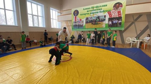 Алмаз Нотфуллин истәлегенә узган көрәш ярышыннан фотомизгелләр