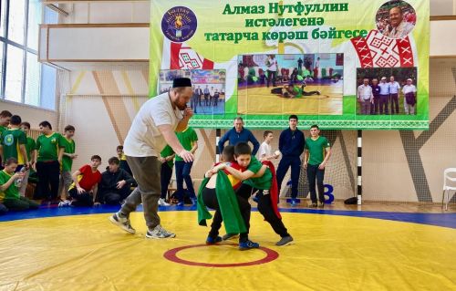 Алмаз Нотфуллин истәлегенә узган көрәш ярышыннан фотомизгелләр