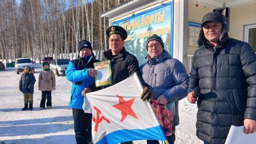 Балтачта төрле гаскәр ветераннары арасында «Итекле хоккей» ярышы узды