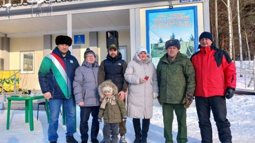 Балтачта төрле гаскәр ветераннары арасында «Итекле хоккей» ярышы узды
