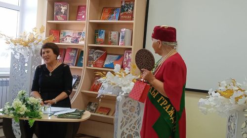Балтачта шагыйрә Шәмсия Җиһангирова белән очрашу узды