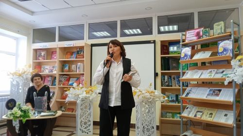 Балтачта шагыйрә Шәмсия Җиһангирова белән очрашу узды