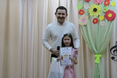 Түбән Кенә мәдәният йортында "Халык зур ул, моңлы ул..." дигән төбәкара ачык конкурс -фестиваль узды
