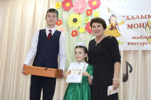 Түбән Кенә мәдәният йортында "Халык зур ул, моңлы ул..." дигән төбәкара ачык конкурс -фестиваль узды