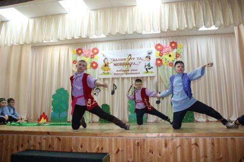 Түбән Кенә мәдәният йортында "Халык зур ул, моңлы ул..." дигән төбәкара ачык конкурс -фестиваль узды