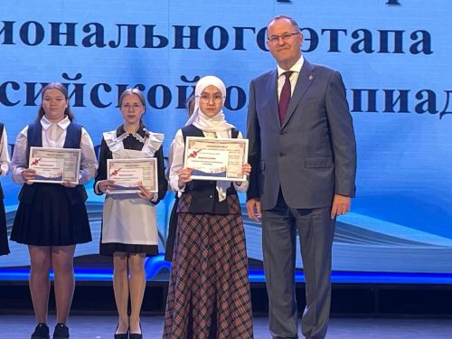 Балтачта «Талантлар парады»нда алдынгы укучылар хөрмәтләнде
