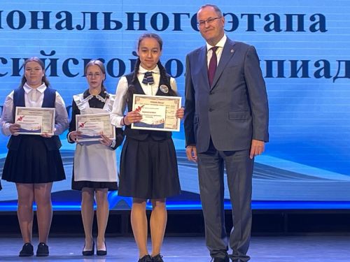 Балтачта «Талантлар парады»нда алдынгы укучылар хөрмәтләнде