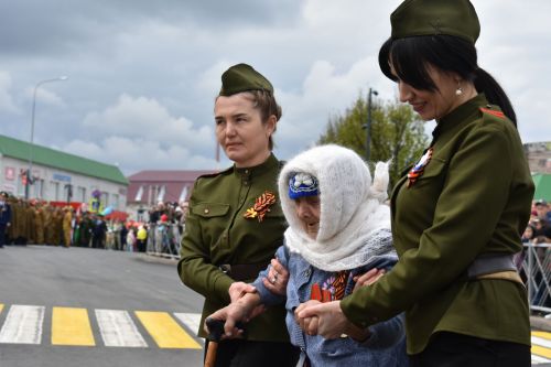 Балтачта узган Җиңү парадыннан фоторепортаж