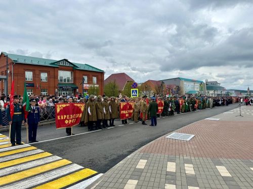 Балтачта узган Җиңү парадыннан фоторепортаж