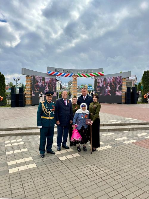 Балтачта узган Җиңү парадыннан фоторепортаж