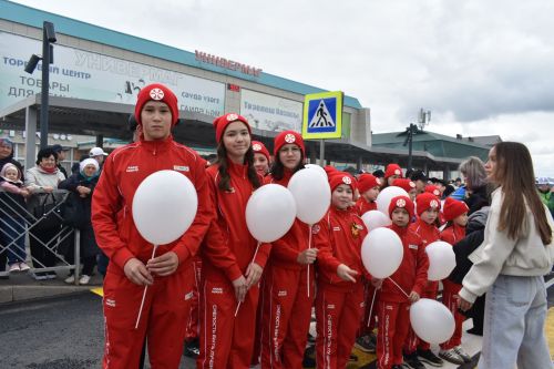 Балтачта узган Җиңү парадыннан фоторепортаж