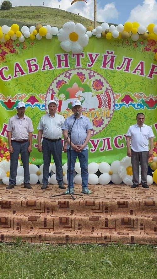 Чутай авылында Сабан туе елдагыча югары дәрәҗәдә үтә (бик күп фото)