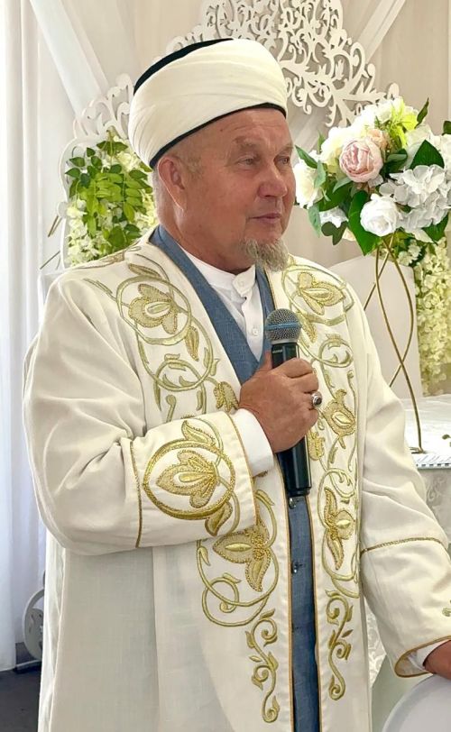 Балтачның иң үрнәк гаиләләре район башлыгы һәм аның тормыш иптәше белән очрашты