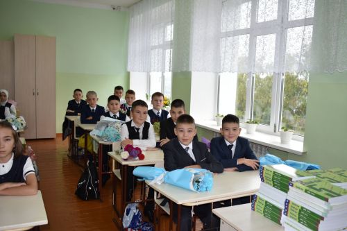 Балтач урта мәктәбендә узган белем бәйрәме