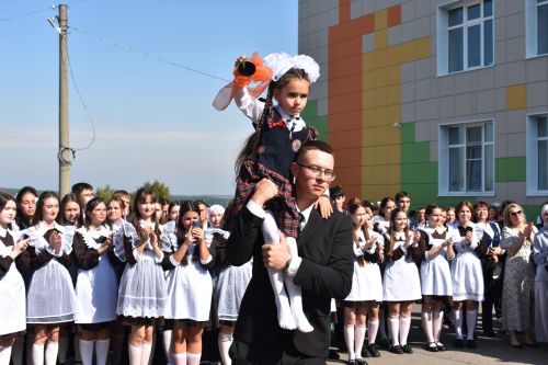 Балтач урта мәктәбендә узган белем бәйрәме