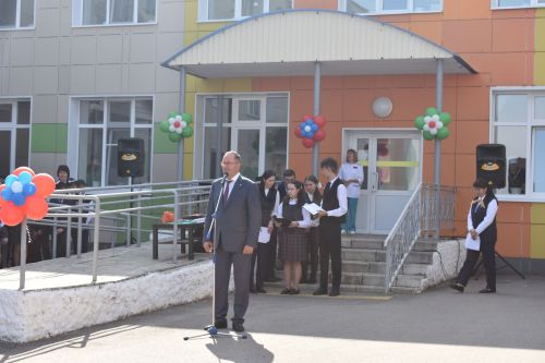 Балтач урта мәктәбендә узган белем бәйрәме
