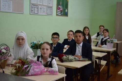 Балтач урта мәктәбендә узган белем бәйрәме