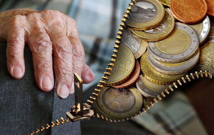 Мәскәүдә минималь пенсияне 19,5 мең сумга кадәр арттыралар