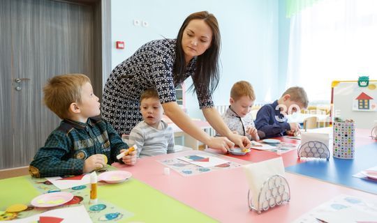«Качество питания хорошее»: почему в Татарстане повышают плату за детский сад и кому положены льготы