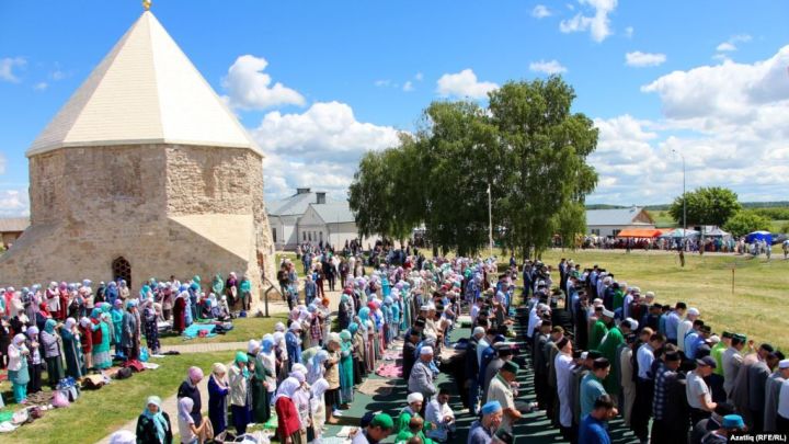 Путин Болгарда Ислам кабул итүнең 1100 еллыгын дәүләт дәрәҗәсендә уздыруны хуплады