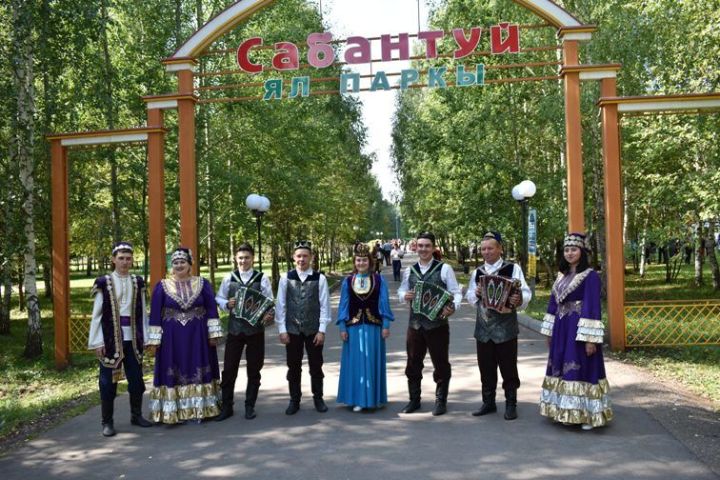 Кырым татарлары - бәйрәм кунаклары (+фото)