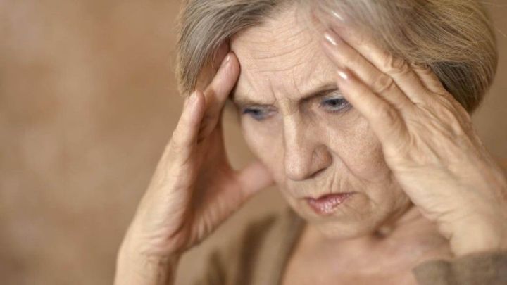 Альцгеймер авыруын кисәтү өчен нәрсә ашарга?