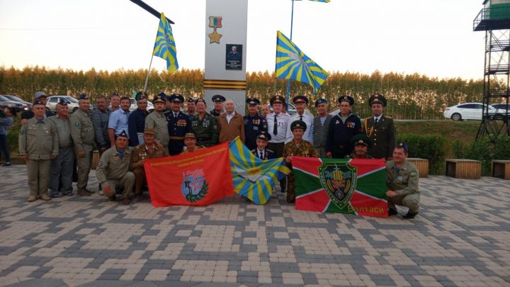 Балтачта хәрби һава көчләре көне уңаеннан үткәрелгән чарадан фоторепортаж